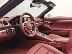 2022 Porsche 718 Boxster 2.0T — фото 8