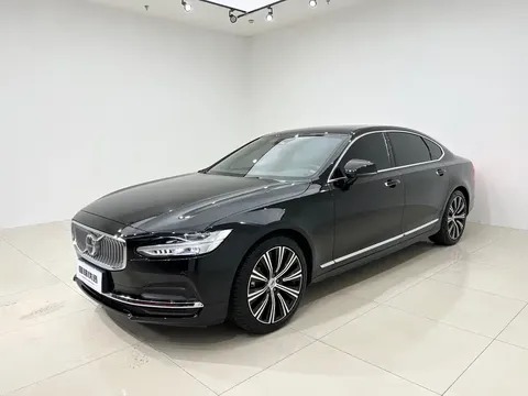 2023 Volvo S90