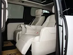 2024 Li Auto MEGA Ultra, белый — фото 27