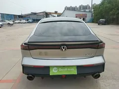 2022 Changan UNI-V 1.5T Premium — фото 6