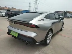 2022 Changan UNI-V 1.5T Premium — фото 7