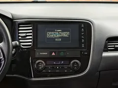 2021 Mitsubishi Outlander 2.0L 2WD 7, белый — фото 6