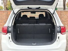 2021 Mitsubishi Outlander 2.0L 2WD 7, белый — фото 10