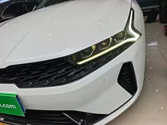 2021 Kia K5 380T GT-Line, белый — фото 18