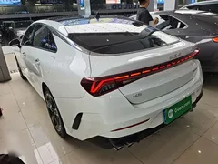 2021 Kia K5 380T GT-Line, белый — фото 23