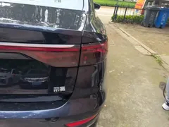 2022 Geely Emgrand 1.5L CVT, синий — фото 8