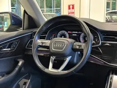 2021 Audi Q8 55 TFSI, синий — фото 9