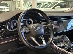 2021 Audi Q8 55 TFSI, синий — фото 10