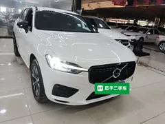 2021 Volvo XC60 4WD Sport, белый — фото 3