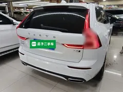 2021 Volvo XC60 4WD Sport, белый — фото 5
