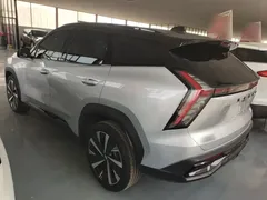 2023 Geely Atlas L 2.0TD DCT Premium — фото 5