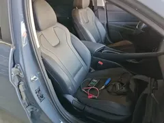 2022 Hyundai Elantra 1.5L CVT LUX Premium — фото 25