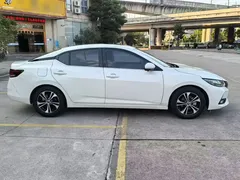2021 Nissan Sylphy 1.6L XL CVT, белый — фото 13