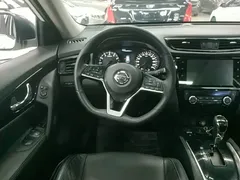 2021 Nissan X-Trail 2.0L CVT 2WD XL ITS, белый — фото 3