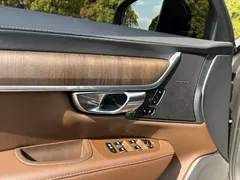 2023 Volvo S90 — фото 18