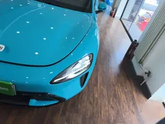 2024 Xiaomi SU7 RWD Long Range Smart Driving, синий — фото 18