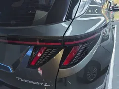 2022 Hyundai Tucson 1.5T DCT LUX Premium N Line — фото 22