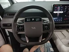 2024 Li Auto MEGA Ultra, белый — фото 7