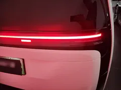 2024 Li Auto MEGA Ultra, белый — фото 24