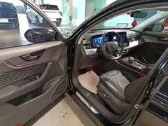 2023 Hongqi HS5 2.0T Pro, чёрный — фото 16