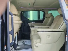 2020 Toyota Alphard Hybrid 2.5L Premium, чёрный — фото 6