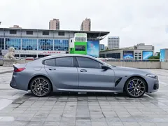2022 BMW 8 Series 8 840i xDrive M — фото 3