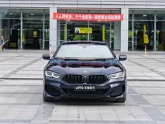 2021 BMW 8 Series 8 840i M — фото 2