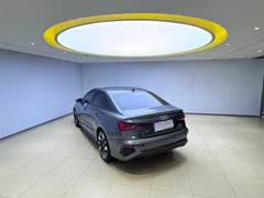 2022 Audi A3L Limousine 35 TFSI — фото 4