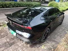 2022 Changan UNI-V 1.5T Premium, чёрный — фото 7