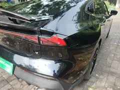 2022 Changan UNI-V 1.5T Premium, чёрный — фото 8