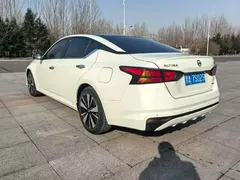 2021 Nissan Teana 2.0L XL Comfort, белый — фото 3