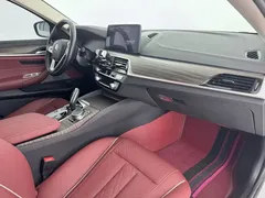 2021 BMW 5 Series 5 535Le, белый — фото 13
