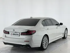 2021 BMW 5 Series 5 535Le, белый — фото 17