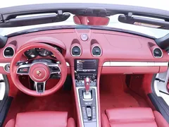 2022 Porsche 718 Boxster 2.0T, белый — фото 13