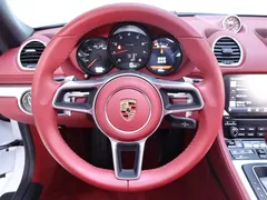 2022 Porsche 718 Boxster 2.0T, белый — фото 16