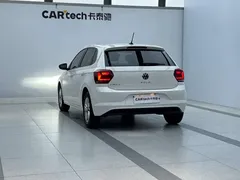 2021 Volkswagen Polo Plus 1.5L AT, белый — фото 2