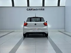 2021 Volkswagen Polo Plus 1.5L AT, белый — фото 3
