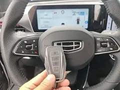 2022 Geely Coolray 1.5TD DCT, белый — фото 9