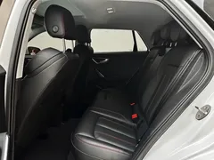 2021 Audi Q2L 35 TFSI Sport, белый — фото 13