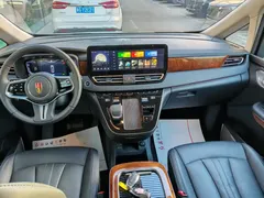 2024 Hongqi HQ9 2.0T 4WD Luxury — фото 4