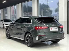 2022 Audi A3 Sportback 35 TFSI, зелёный — фото 4