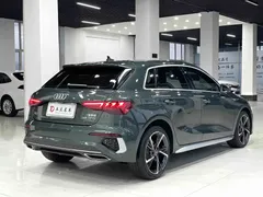 2022 Audi A3 Sportback 35 TFSI, зелёный — фото 6