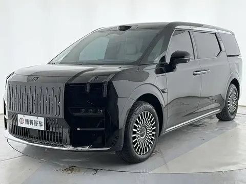 2024 Zeekr 009 6-Seat Executive 4WD 108kWh