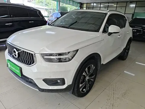 2021 Volvo XC40 T4 4WD Luxury