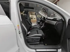 2023 Audi Q3 35 TFSI Fashion Sport 1.4T, белый — фото 11
