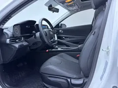 2023 Hyundai Elantra 1.5L CVT GLX Elite, белый — фото 7