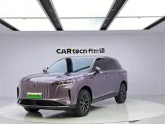2026 Hongqi HS6 PHEV 145 — фото 1