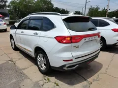 2021 Haval M6 PLUS 1.5T MT, белый — фото 5