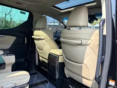 2021 Toyota Alphard Hybrid 2.5L Premium — фото 17