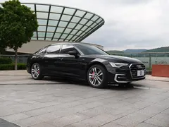 2022 Audi A6L 40 TFSI Luxury Dynamic, чёрный — фото 3